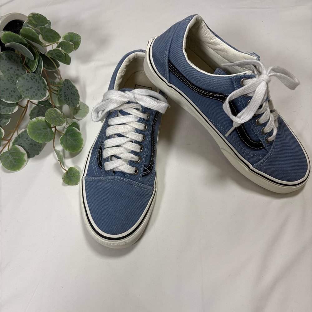 Vans Blue and White Men's Sneakers